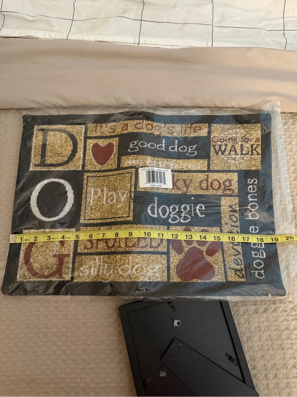 Dog-Themed Decorative Mat with Paw Print Accent